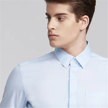 MRMT 2022 Brand Nova Muška košulja Dugih rukava Skalp Tanka Košulja Bijela Košulja Košulja Proljetna Odjeća