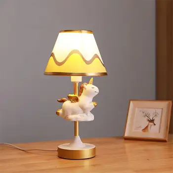 Skandinavski crtani Leteći konj smole tkanina lampe za čitanje za djecu spavaća soba istraživanje djeca slatka noćna lampa led stolne svjetiljke